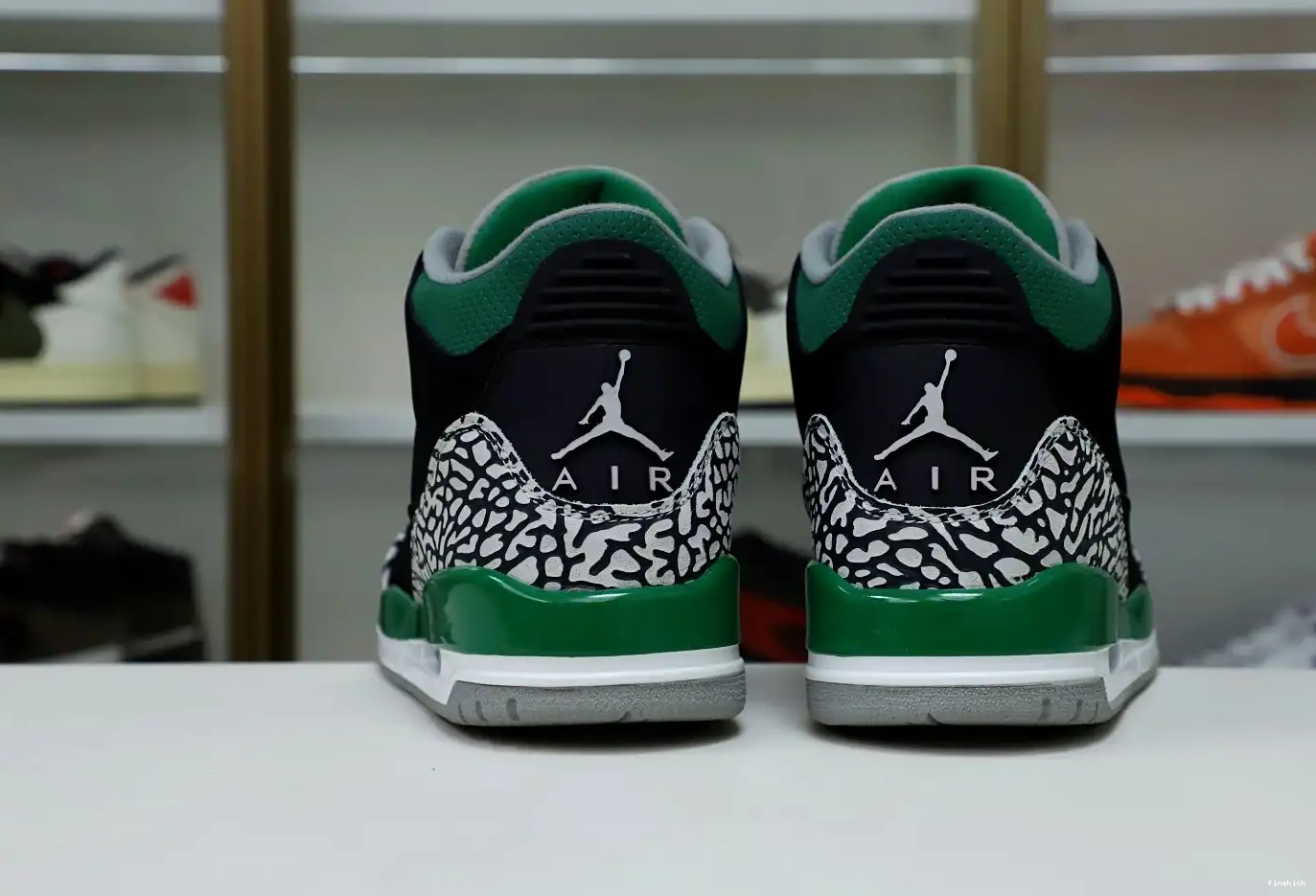 JORDAN AIR GREEN PINE 3 0426